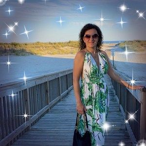 Meet your Posher, Ela